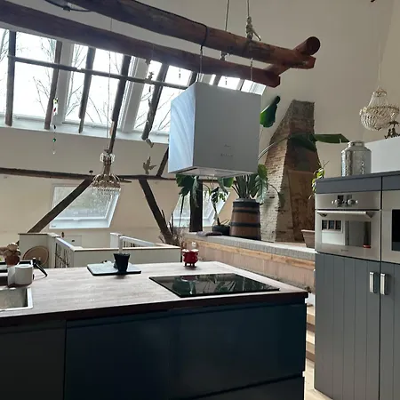 Onder De Lindebomen Appartement Empe