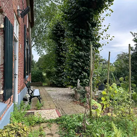 Onder De Lindebomen דירה *