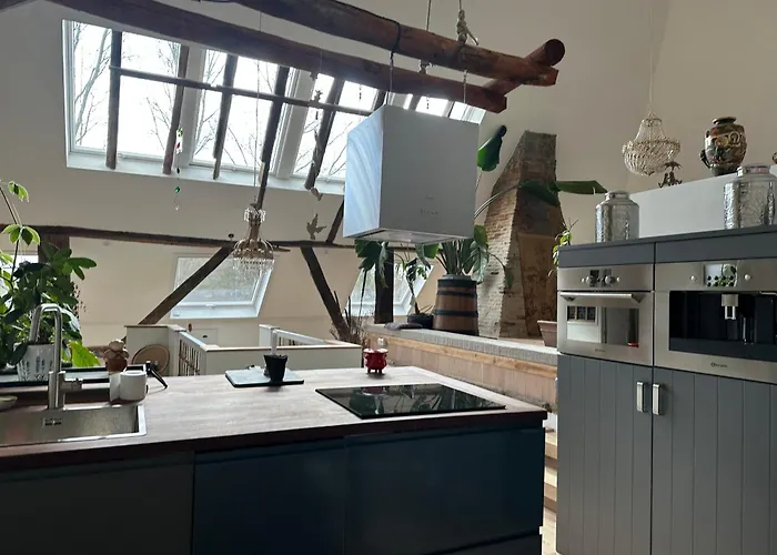 Onder De Lindebomen Appartement Empe